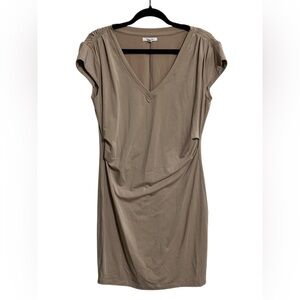 V-Neck Short Sleeve Dress in Taupe